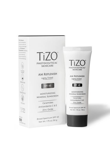 TiZO Денний поживний крем з легким відтінком AM Replenish Lightly Tinted SPF 40 108 фото