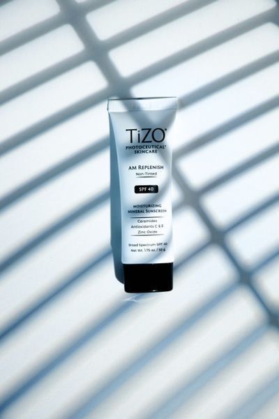 TiZO Денний поживний крем без відтінку AM Replenish Non-Tinted SPF 40 126 фото