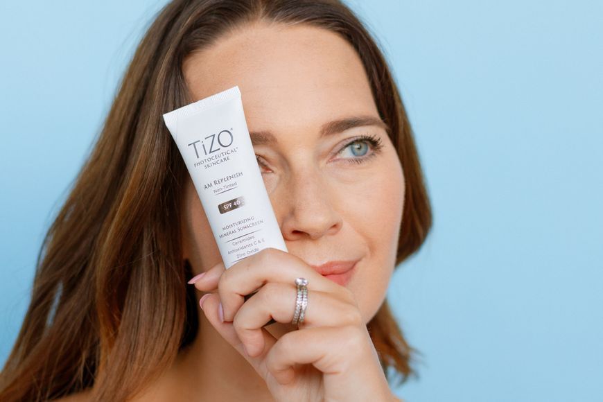 TiZO Денний поживний крем без відтінку AM Replenish Non-Tinted SPF 40 126 фото